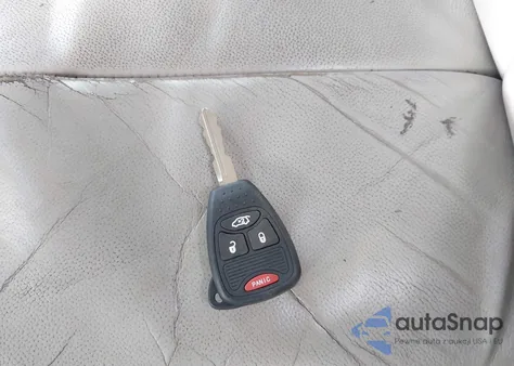 2007 Chrysler 300 Touring из США, поврежденный, VIN 2C3KA53G47H794877